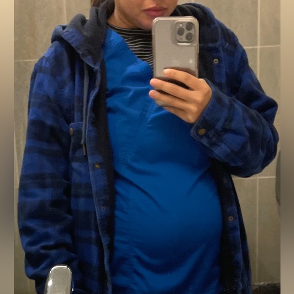 Cherokee Maternity Scrub Top - Picture 5 of 5